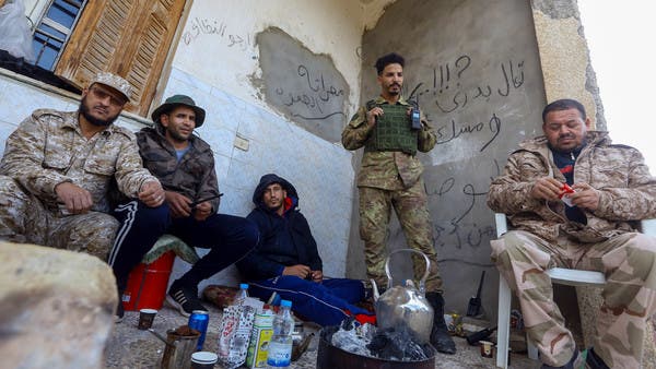 حكومة ليبيا المؤقتة تتهم الوفاق بقرصنة مساعدات كورونا