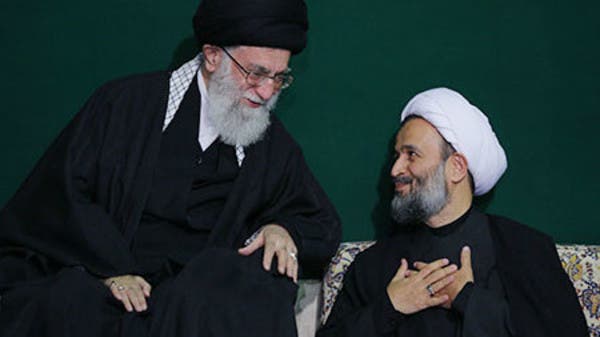 "المؤامرة" مجدداً.. مقرب من خامنئي: كورونا حرب بيولوجية