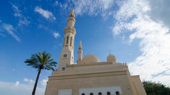 الإمارات.. فتح تدريجي للمساجد ودور العبادة اعتبارا من أول يوليو