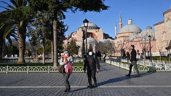 تركيا.. كورونا يهوي بأعداد السياح 61%