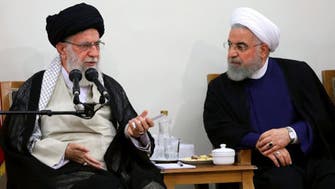 خامنئي ينتقد إدارة روحاني لأزمة كورونا.. وفاة شخص كل 13 دقيقة