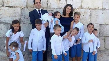 خوسيه ماريا سيبريان غيرفاس مع زوجته وأبنائهما الأحد عشر 