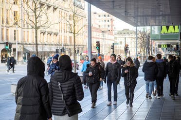 الحركة مستمرة في ستوكهولم حيث لم تغلق الأسواق والمطاعم