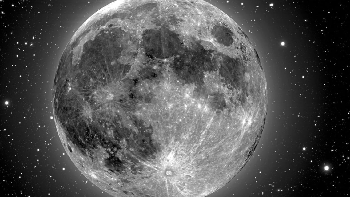 اول يكون القمر الشهر في يكون القمر