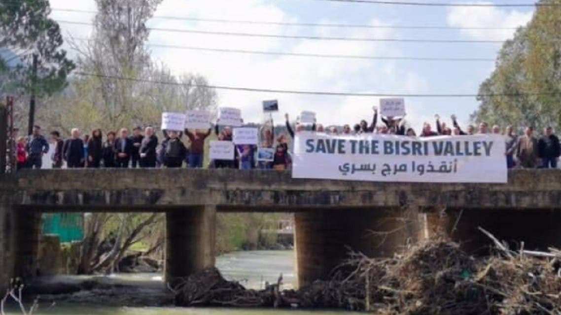 Locals protest the Bisri dam project. (Twitter)