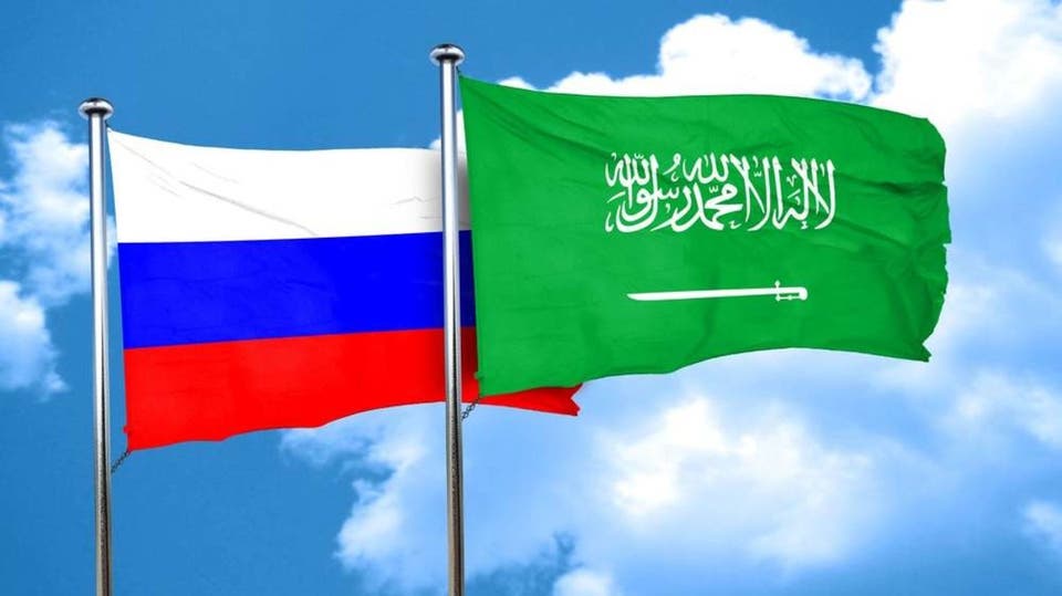 السعودية وروسيا تؤكدان التزامهما بخفض إنتاج النفط