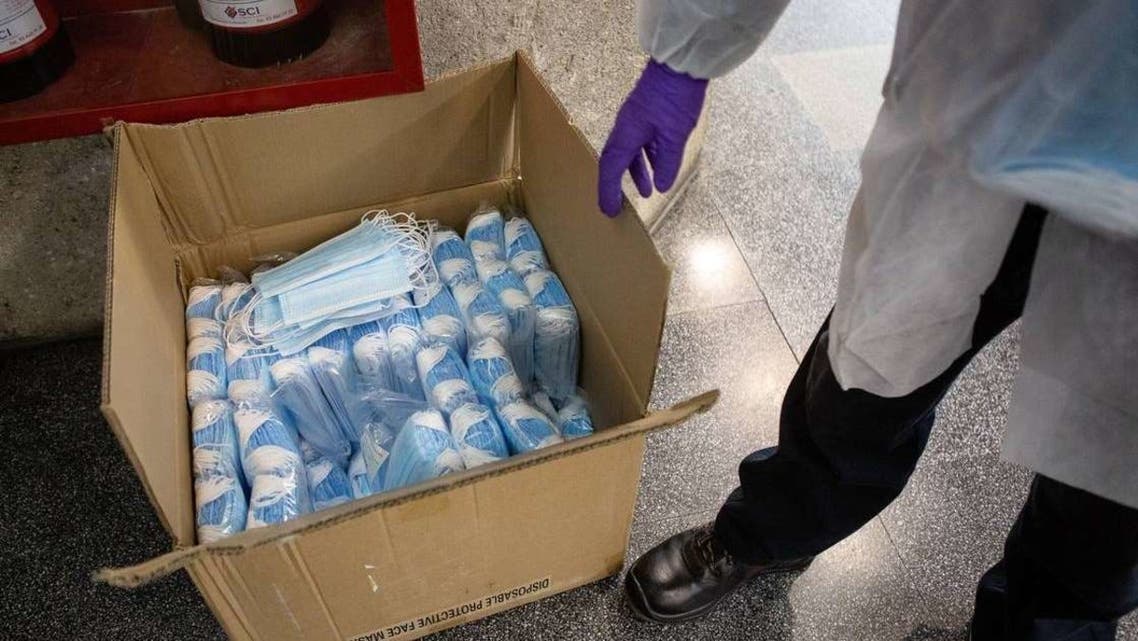 Coronavirus: Dubai fines seven traders for hiking face mask prices WAM