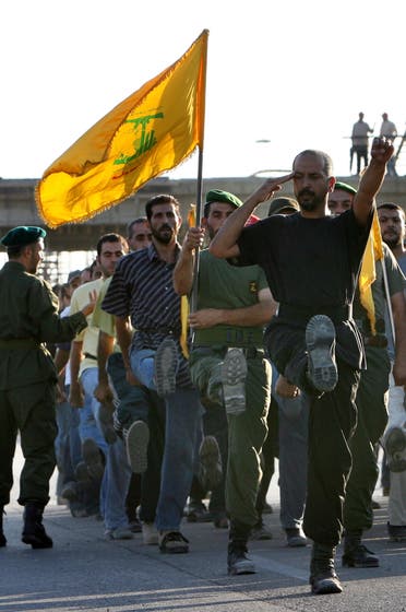 من مسيرة سابقة لحزب الله جنوب لبنان (أرشيفية- رويترز)