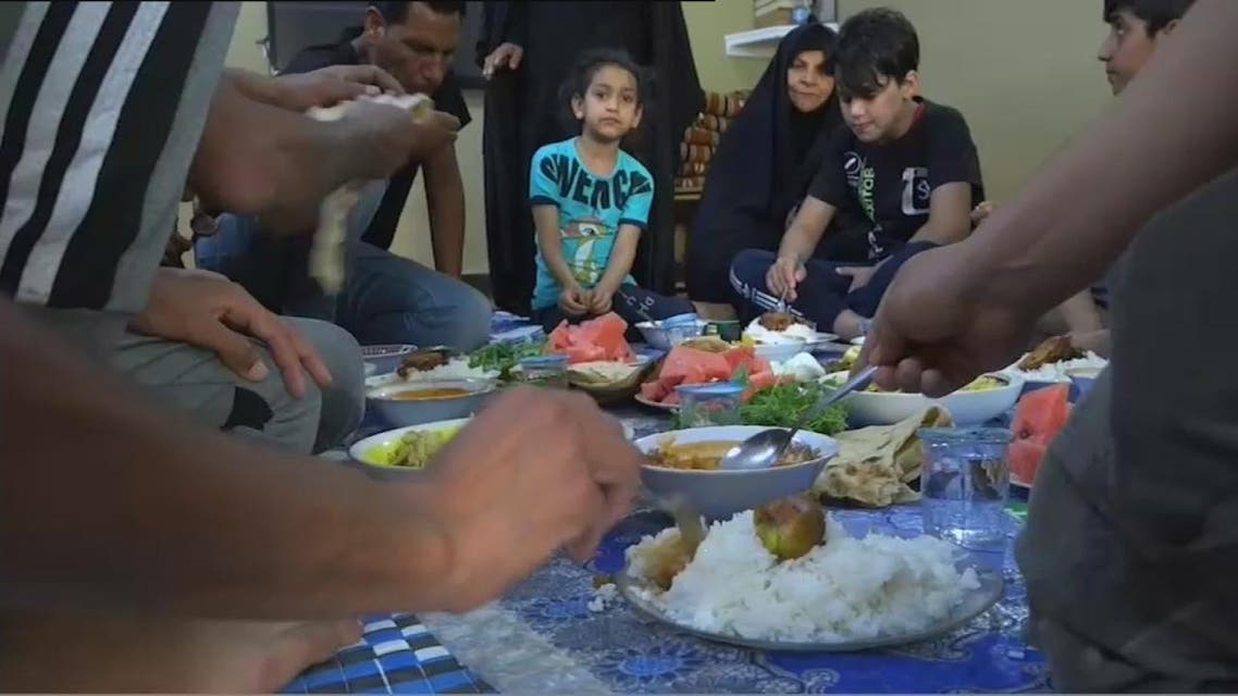 THUMBNAIL_ بسبب كورونا موائد الافطار الرمضانية تغيب عن بغداد
