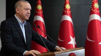 غارديان: آثار كورونا يمكن أن تكون القشة التي تقصم ظهر أردوغان!