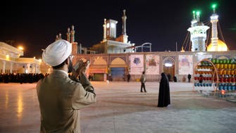 Coronavirus: Iran reopens mosques against Iranian medical expert advice