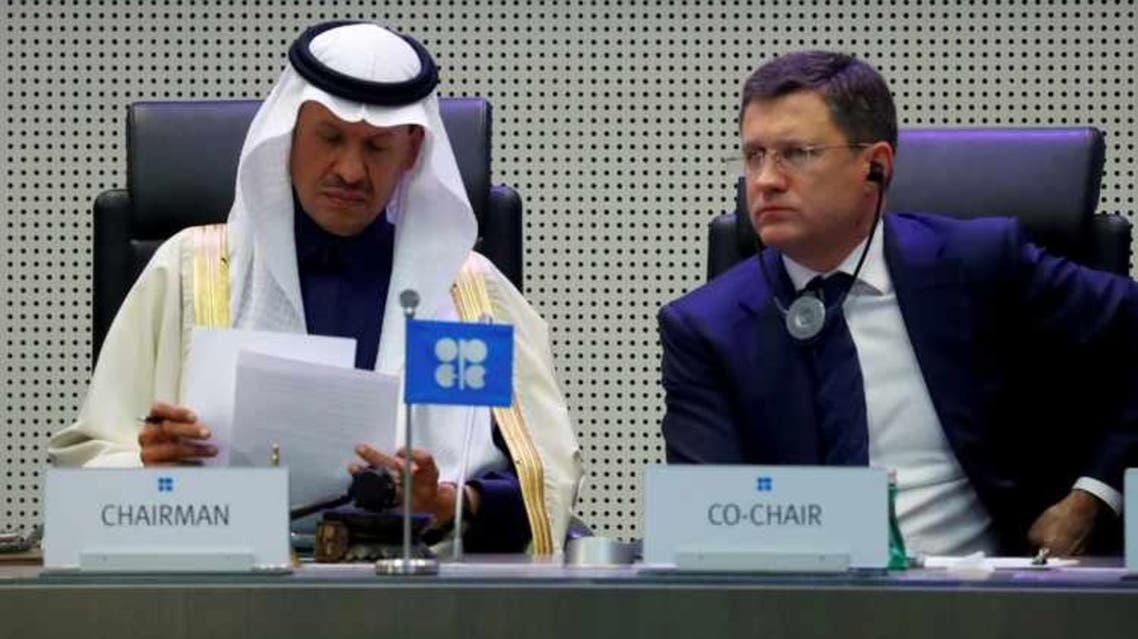 صورة لوزير النفط السعودي عبد العزيز بن سلمان و نظيره الروسي أليكسندر نوفاك خلال إجتماعات أوبك+ في ديسمبر 2019.
