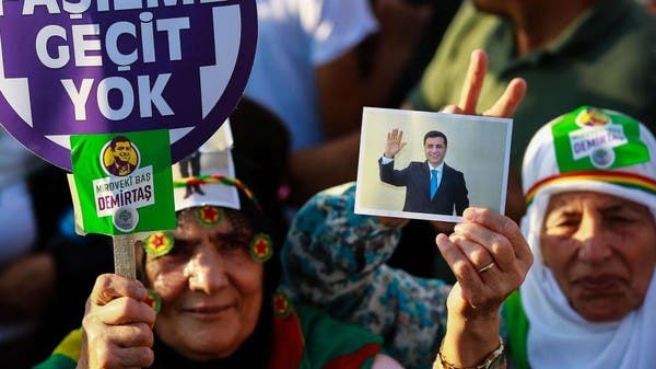السلطات التركية تعتقل 14عضواً من حزب 