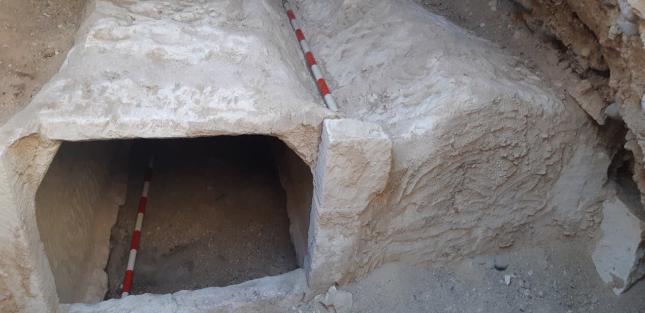 اكتشاف مقبرة أثرية فريدة ترجع للعصر الصاوي 5ce7af68-fdc2-4a4c-85c5-6767ba9b5154