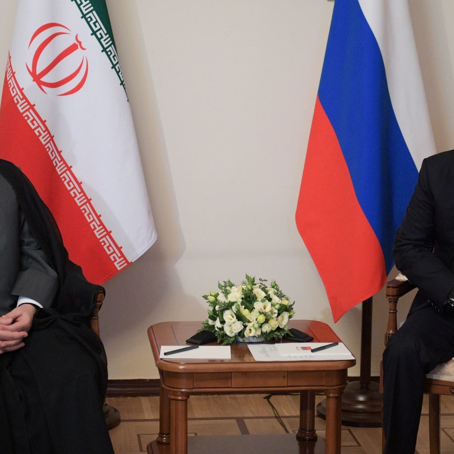 مسؤول إيراني ينفي وجود اتفاق مع روسيا لتنحية الأسد
