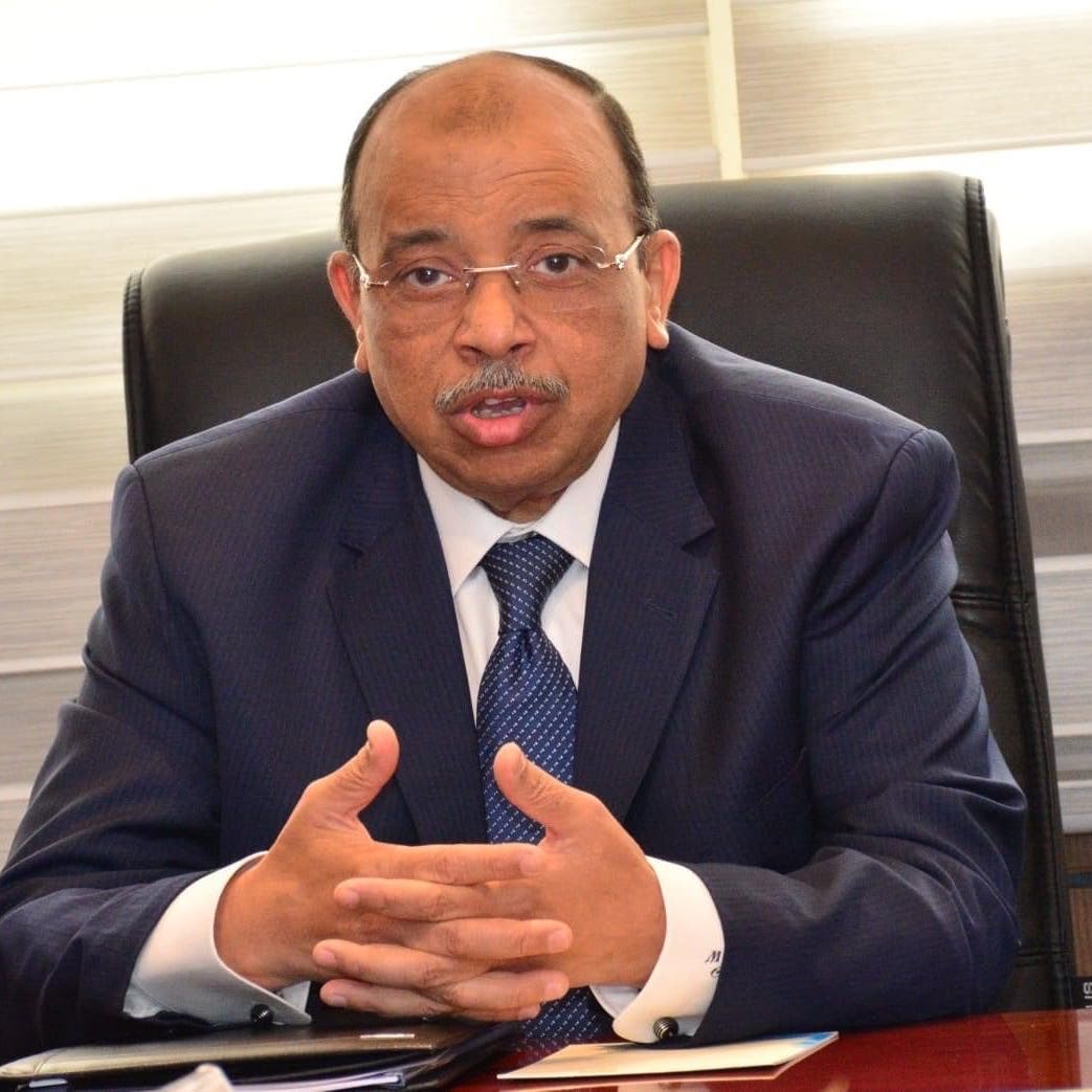 وزير مصري آخر خالط المحافظ المصاب.. يكشف كواليس اللقاء