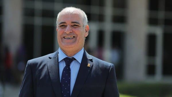 يواصل التنقل بين جامعات مصر.. كورونا يصيب رئيس جامعة