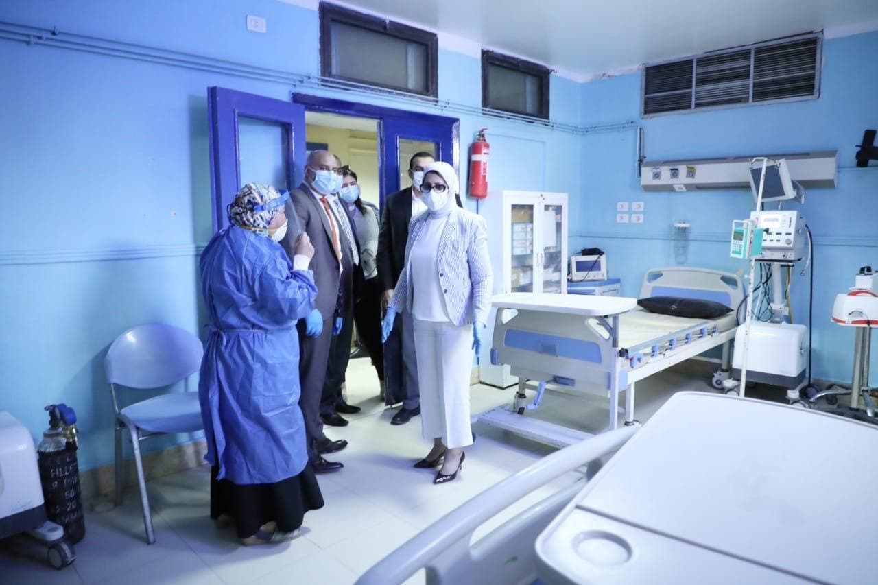 وزيرة الصحة تتفقد الإجراءات