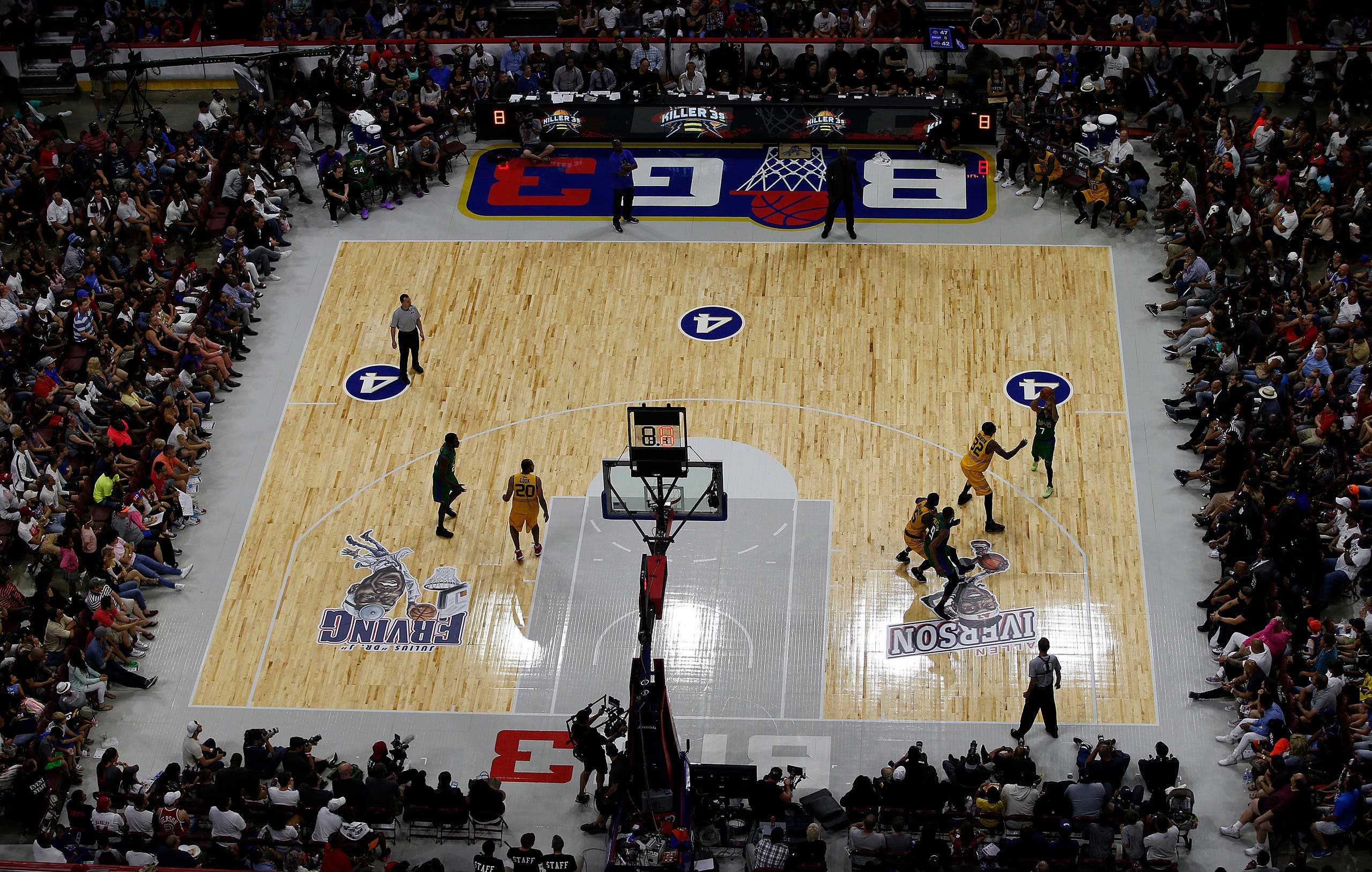 The Big3 league in action on July 16, 2017. The Killer 3's play the 3 Headed Monsters during a BIG3 basketball game in Philadelphia, Pa. (AP)