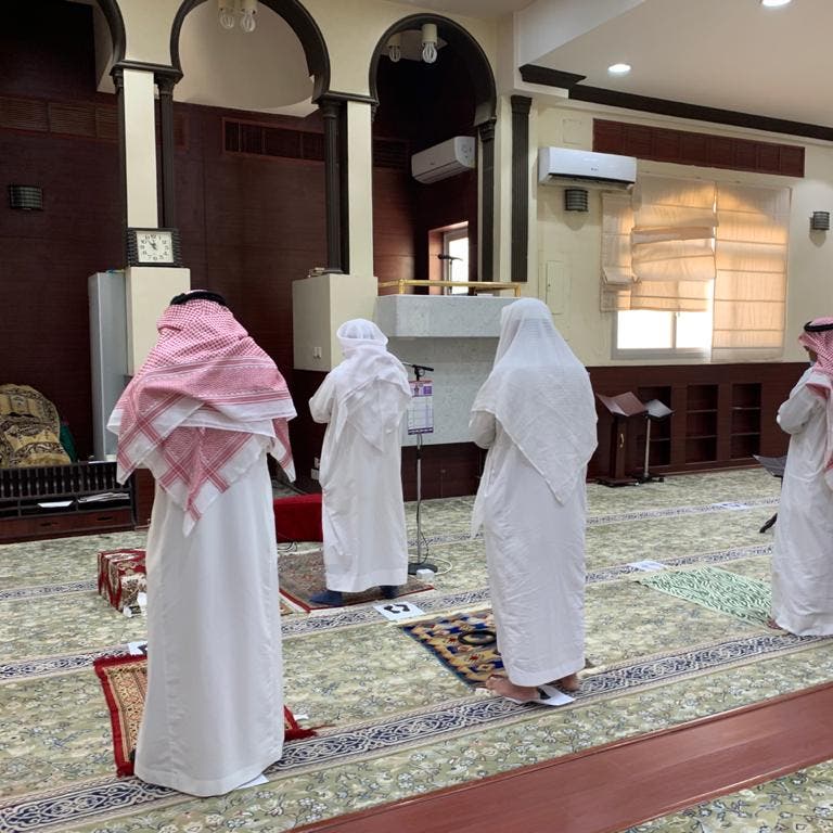 مشاهد من اليوم الأول بعد فتح المساجد في السعودية