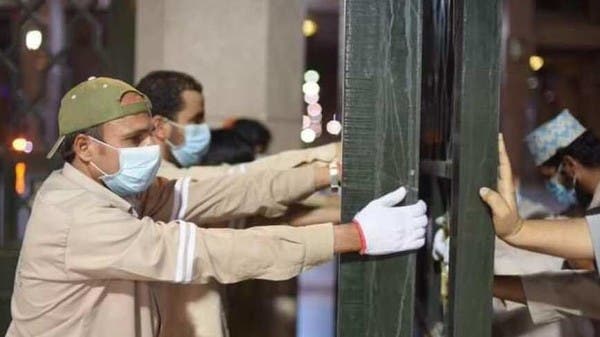 شاهد أول صلاة فجر بالمسجد النبوي و90 ألف مسجد بالسعودية بعد إغلاق كورونا