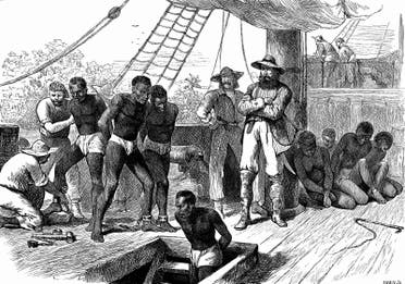 رسم تخيلي لعملية نقل عدد من العبيد من أفريقيا نحو العالم الجديد