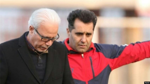 في إيران.. حجاب يطيح بمسؤول ومدح مطرب أيضاً