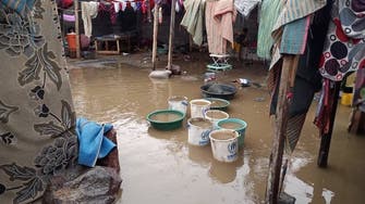اليمن.. تضرر 1024 أسرة نازحة جراء الأمطار في عدن
