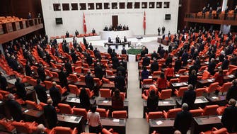 محامو تركيا يستعدون لموجة احتجاج ثانية ضد وصاية الحكومة