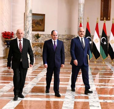 الرئيس المصري عبد الفتاح السيسي ورئيس البرلمان الليبي عقيلة صالح،وقائد الجيش خليفةحفتر (أرشيفية)