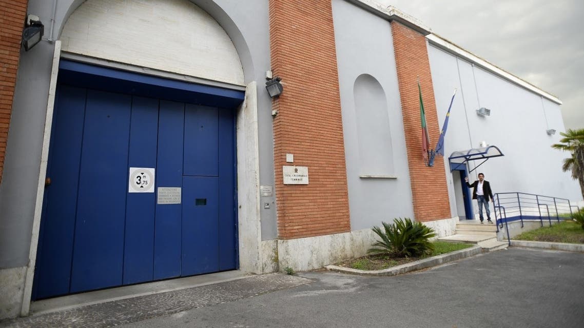 This picture shows the outside of Rebibbia prison in Rome on May 22, 2013. (File photo: AFP)