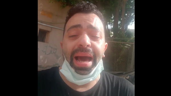 بعد استغاثته.. مطرب يعلن وفاة أمه المشتبه بإصابتها بكورونا