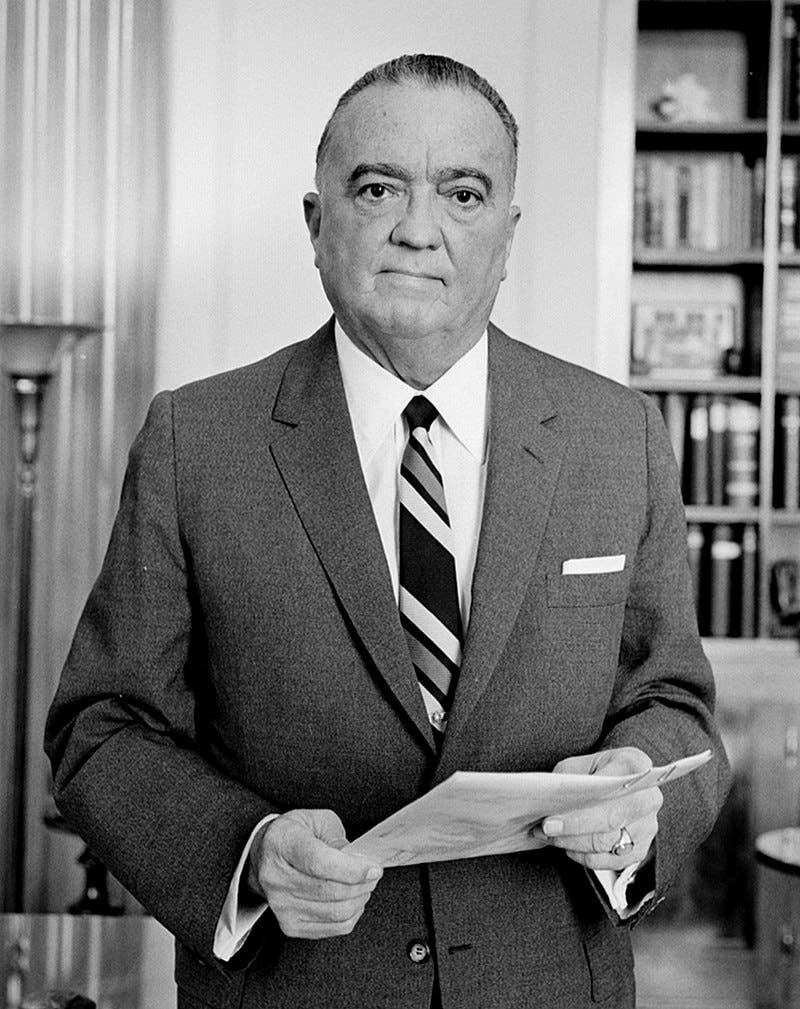 صورة لجون إدغار هوفر أول مدير لمكتب التحقيقات الفيدرالي