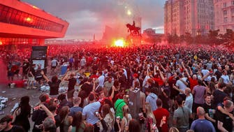 اعتداءات ومخدرات في احتفالات جماهير ليفربول بلقب الدوري