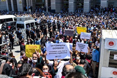 من اعتصام المحامين في اسطنبول
