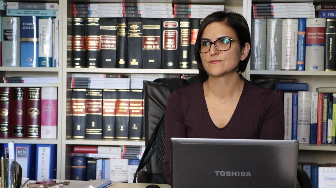 جميلة تورهالي، محامية وناشطة نسوية عضو في الرابطة الدولية لنساء من أجل العدالة