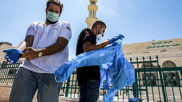 سوار إلكتروني لتعقب مَنْ يخضعون للحجر المنزلي في الأردن