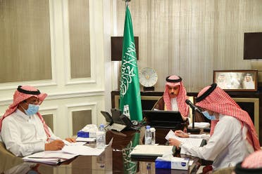 وزير الخارجية السعودي الأمير فيصل بن فرحان خلال الاجتماع
