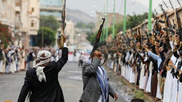 Houthi followers wave up their weapons during a gathering in Sanaa, Yemen July 6, 2020. REUTERS/Khaled Abdullah