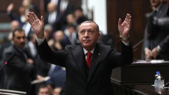 دراسة تركية: تراجع شعبية حزب أردوغان بين النساء