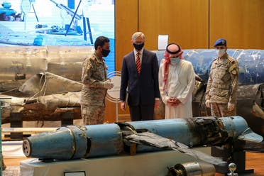 Saudi Arabia's Minister of State for Foreign Affairs Adel al-Jubeir and US Special Representative for Iran Brian Hook, check the display of the debris of ballistic missiles and weapons which were launched towards Riyadh. (File Photo: Reuters)