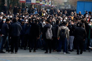 Anti-government protesters attend a demonstration blaming the government for the delayed announcement of the downing of a Ukrainian plane, in Tehran on Jan. 14, 2020. (File photo: AP)
