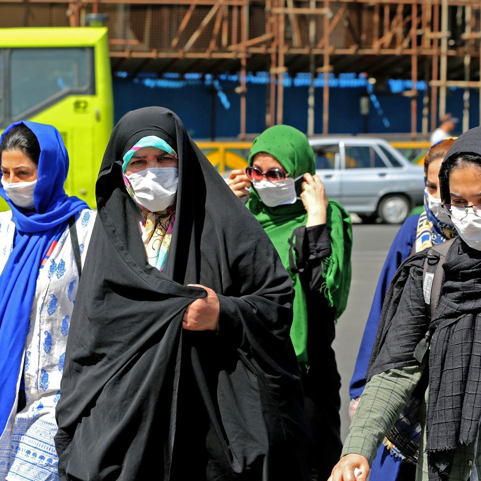 إجمالي المصابين بكورونا في إيران يتجاوز 300 ألف