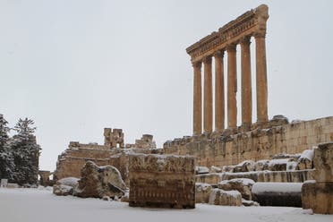 Snow covers the historical ruins of Baalbek in eastern Lebanon, January 25, 2016. (Reuters)