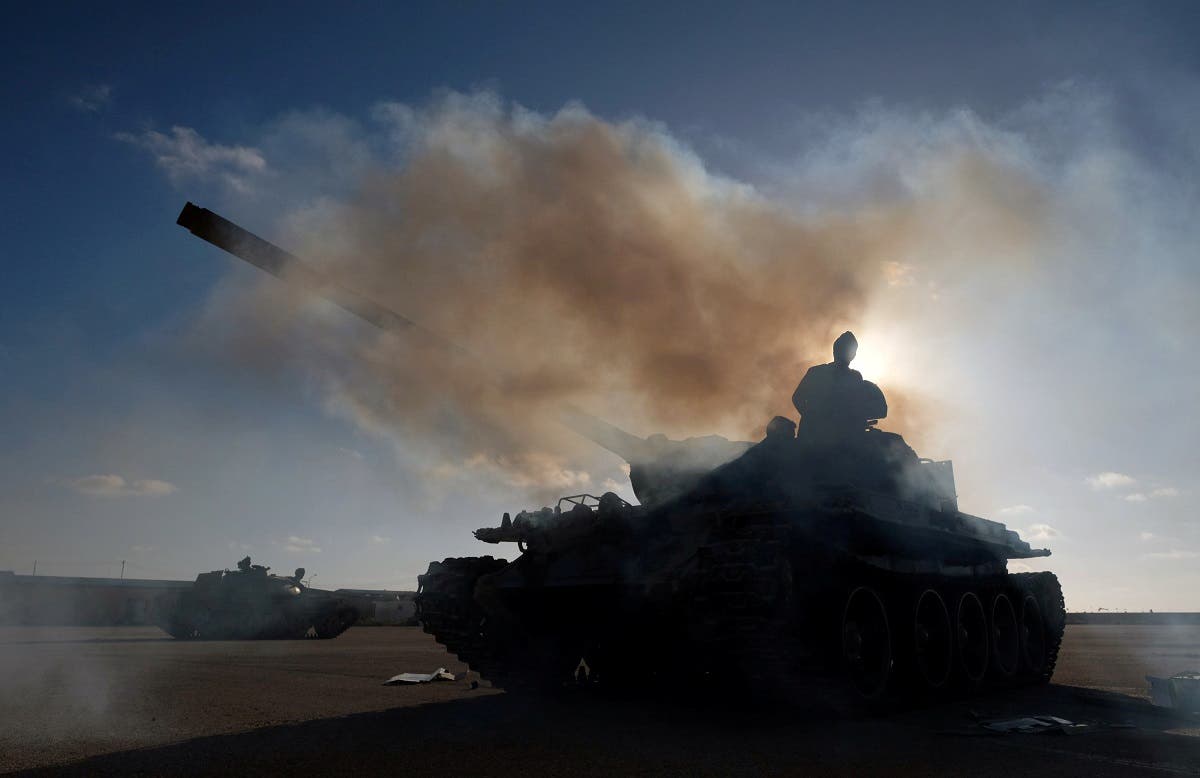 Members of Libyan National Army (LNA) commanded by Khalifa Haftar, get ready before heading out of Benghazi to reinforce the troops advancing to Tripoli, in Benghazi. (File photo: Reuters)