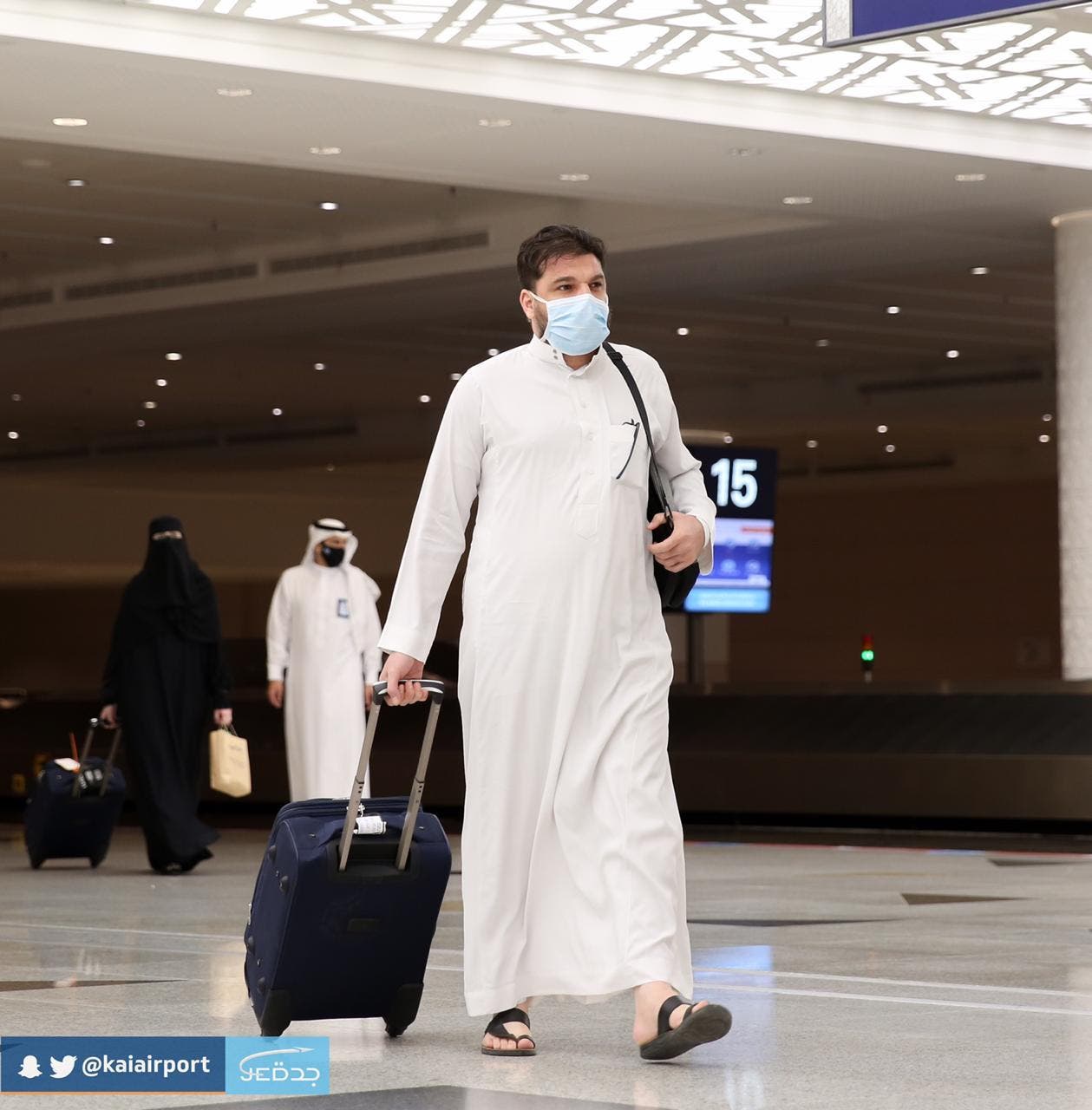 جانب من وصول عدد من الحجاج