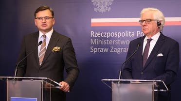 Polish Foreign Minister Jacek Czaputowicz and Ukrainian Foreign Minister Dmytro Kuleba attend a news conference following their talks in Warsaw, Poland July 27, 2020. (Reuters)