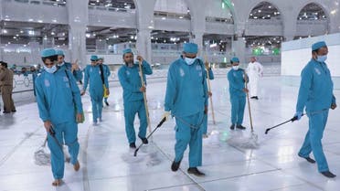 Coronavirus: 54,000 liters of disinfectants used daily to clean Mecca’s Grand Mosque