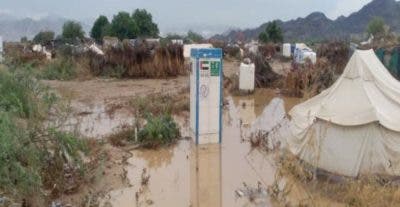 اليمن.. السيول تجرف مخيمات آلاف النازحين 