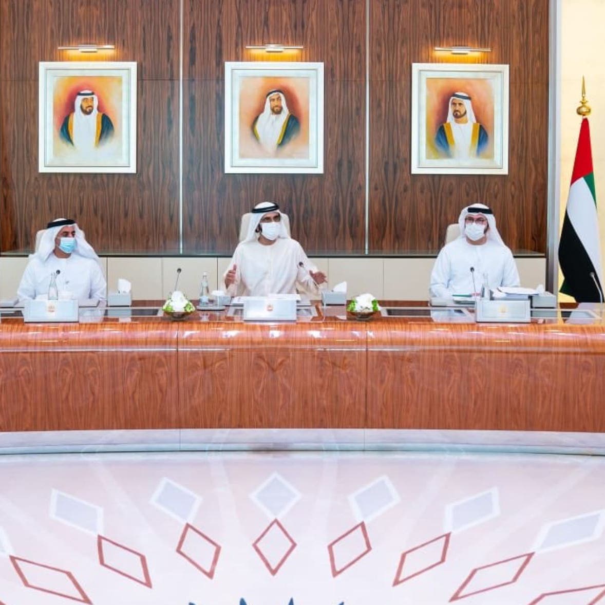 الإمارات تعتمد ميزانية اتحادية بمصروفات 15.7 مليار دولار لعام 2021 